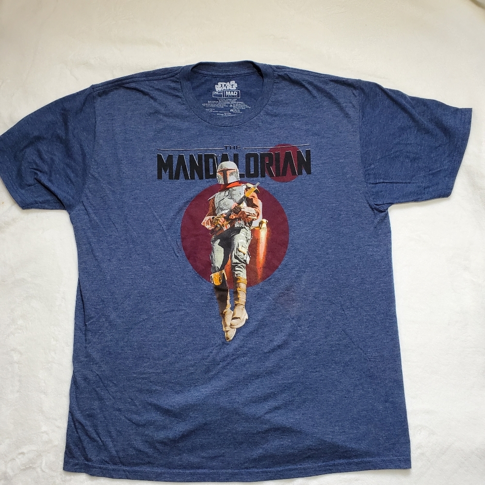 STAR WARS Men's XL the Mandalorian Mad engine Tshirt Blue/Gray